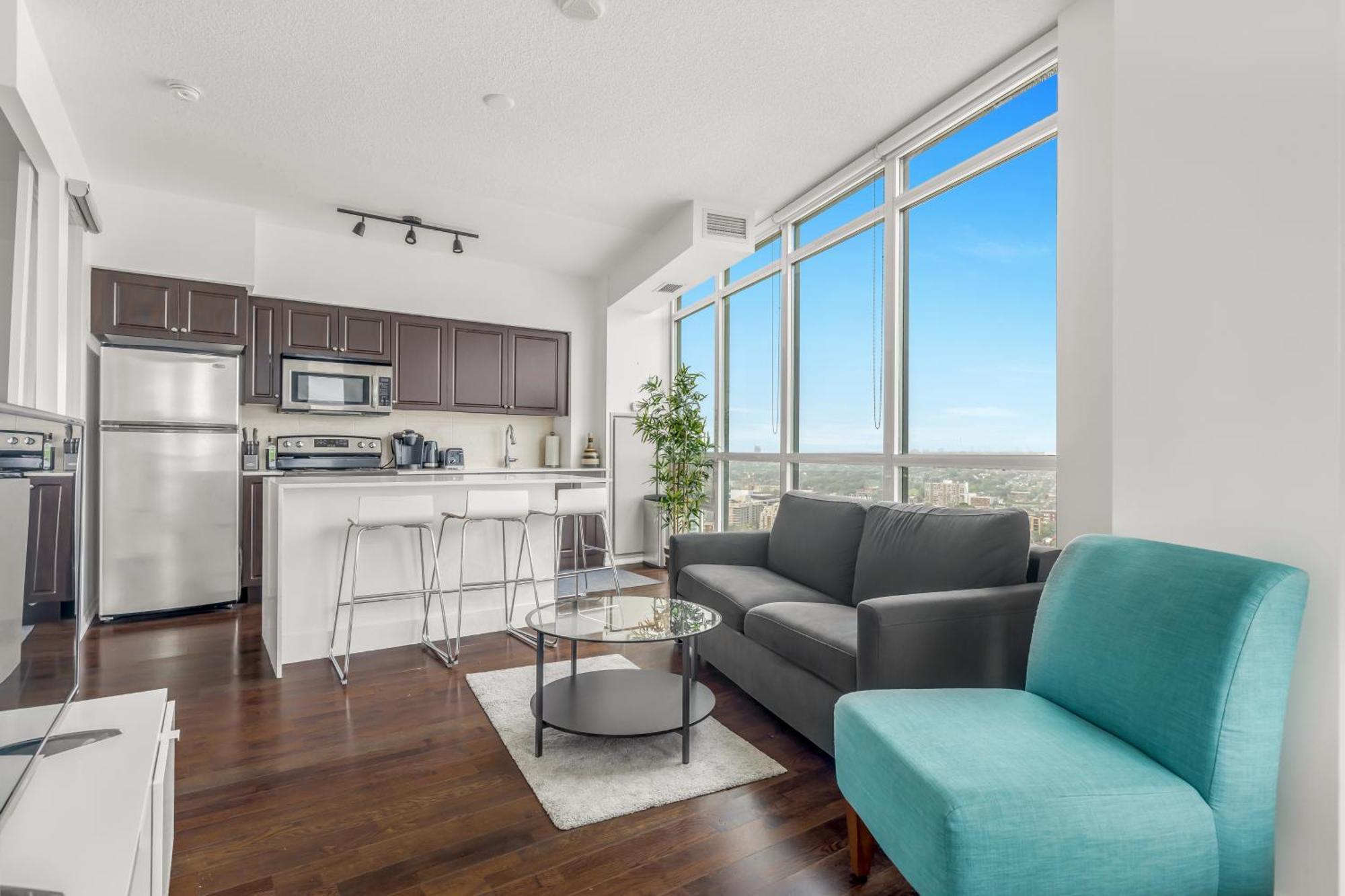 2 Bedroom Waterfront Condo Downtown W/ Free Parking Toronto Exterior photo